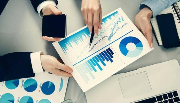 Tax Law Changes: Impacts on Financial Sector Dynamics